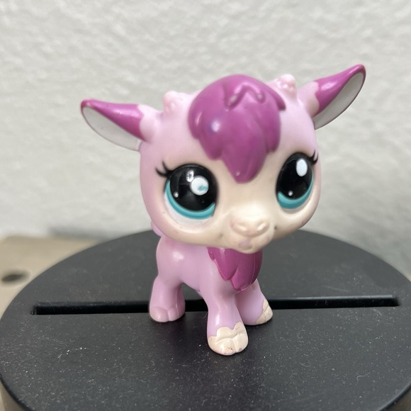Authentic Littlest Pet Shop‎ 2533 Pink Magenta Cream Goat Bobble Head - Picture 1 of 7